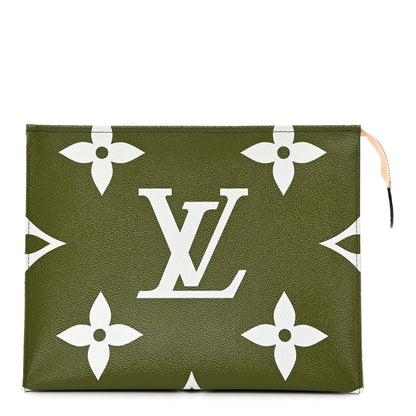 Louis Vuitton Monogram Giant Toiletry Pouch 26 Kaki 1 of 9
