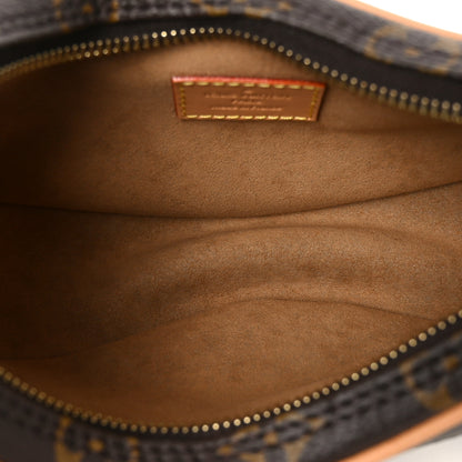 Louis Vuitton Monogram Loop 5 of 9