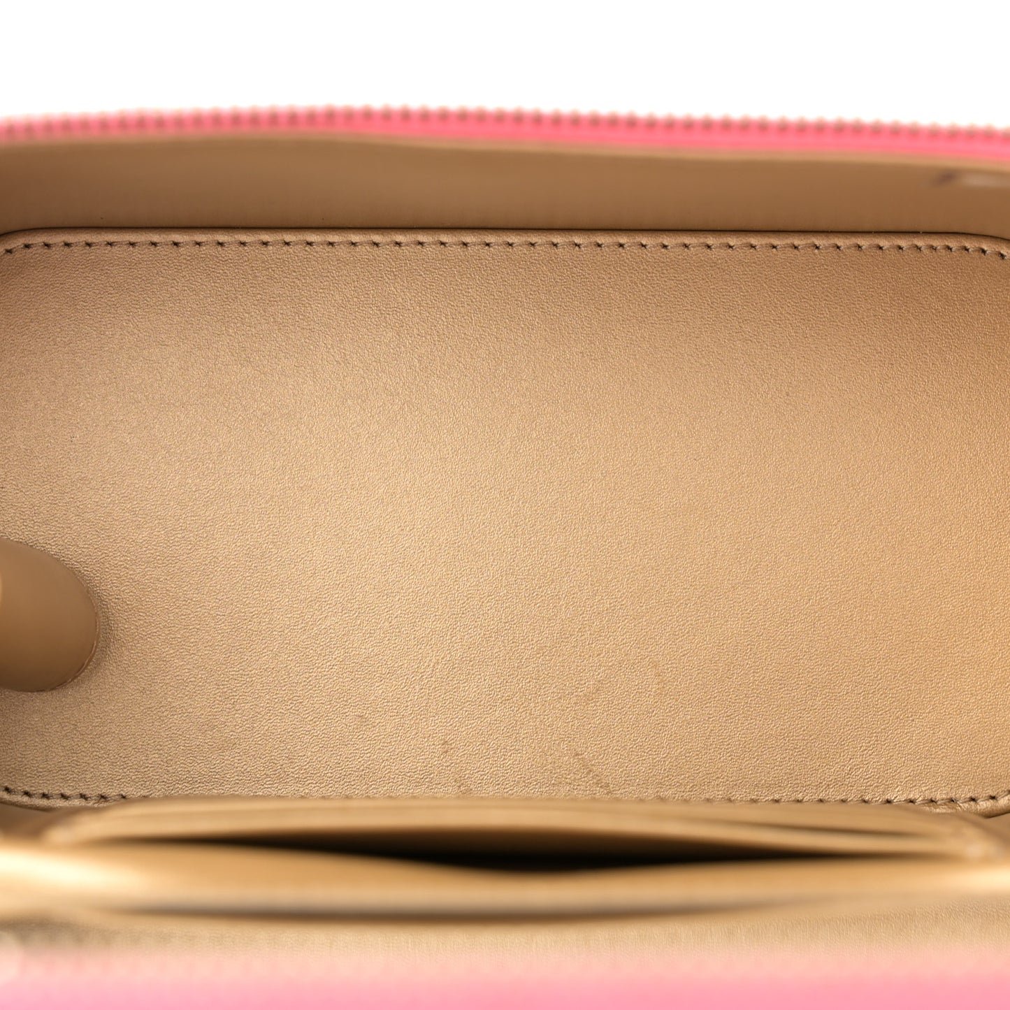 Lambskin Quilted Small Pearl Crush Vanity Case With Chain Pink