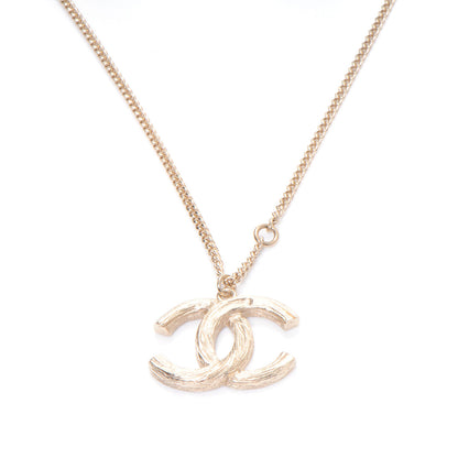 Chanel CC Logo Necklace Gold 1 of 6