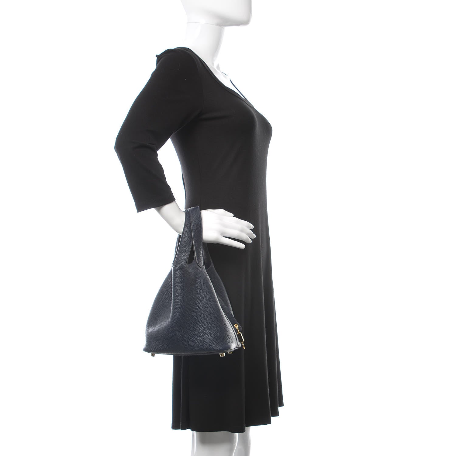 Hermes Taurillon Clemence Picotin Lock 18 PM Bleu Nuit 2 of 12