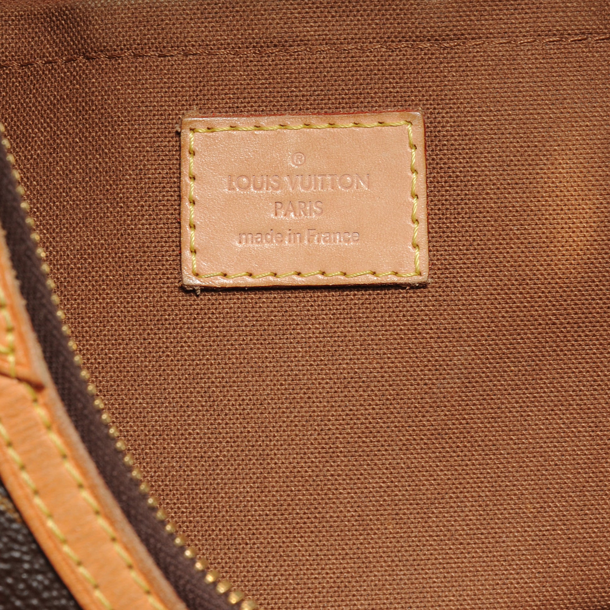 Louis Vuitton Monogram Thames GM 6 of 8