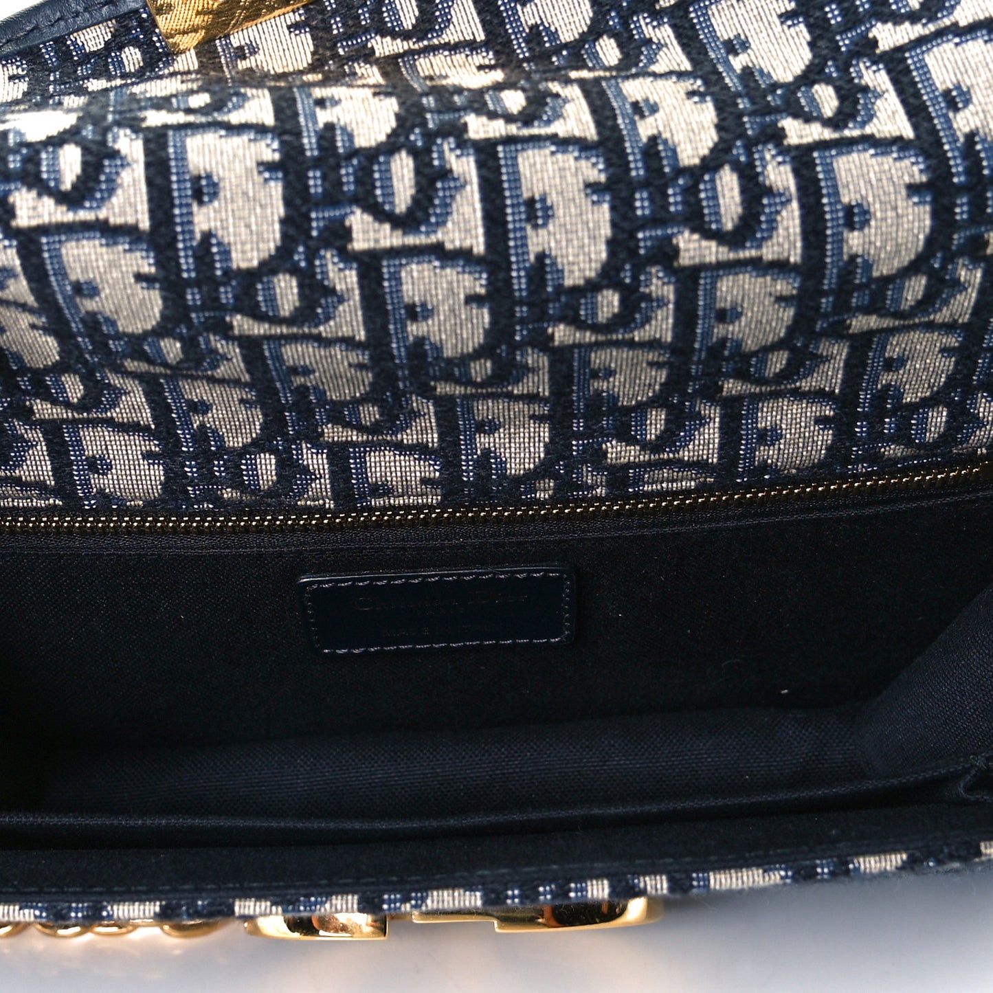 Oblique 30 Montaigne Chain Flap Bag Blue
