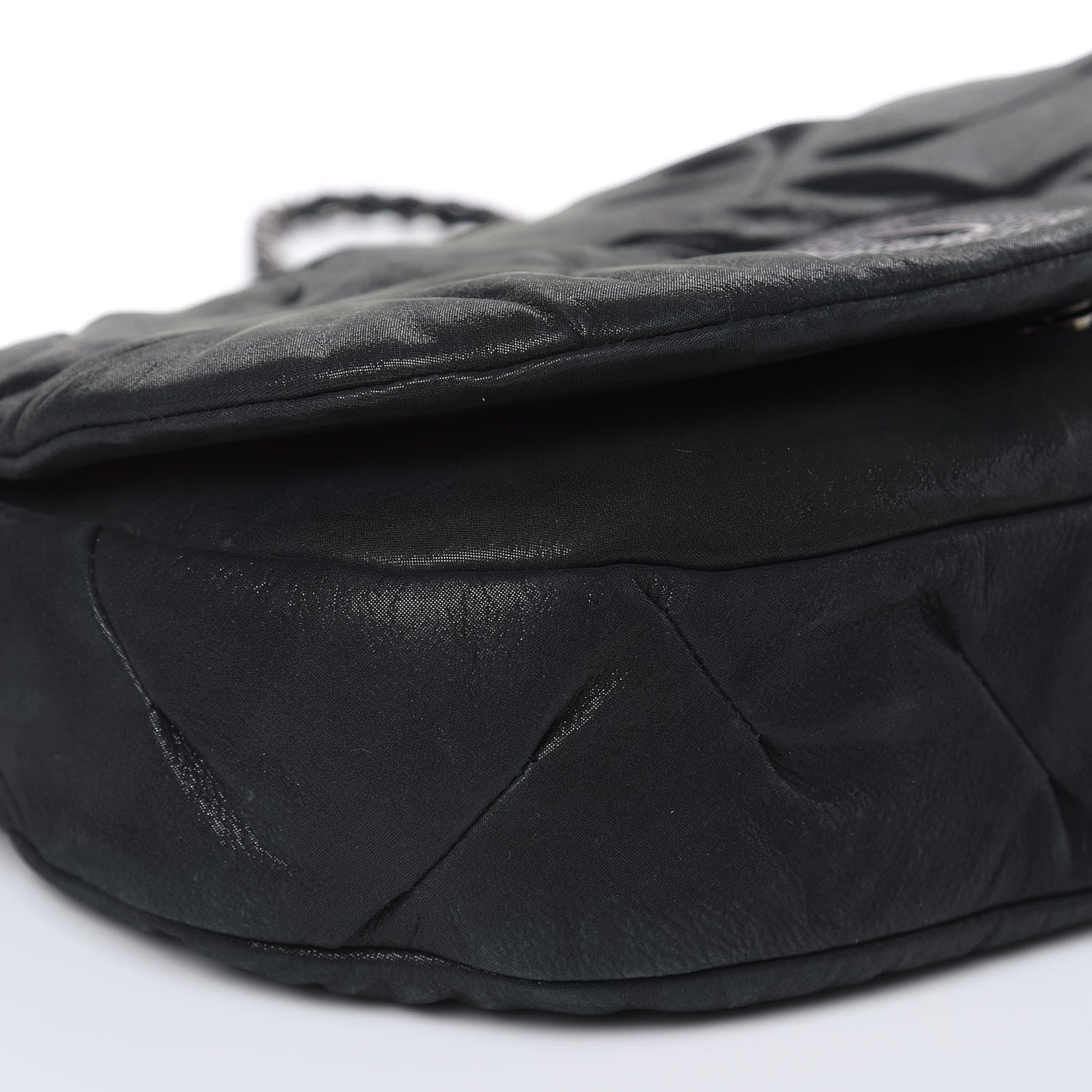 Chanel Iridescent Calfskin Glint Flap Black 10 of 15