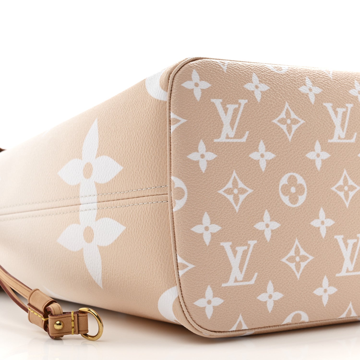 Louis Vuitton Monogram Giant By The Pool Neverfull MM Brume