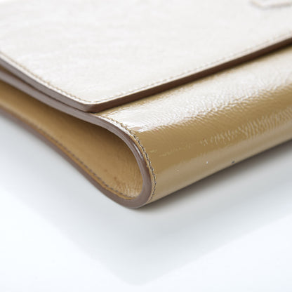 Saint Laurent Textured Patent Calfskin Monogram Large Belle De Jour Clutch Beige 14 of 15