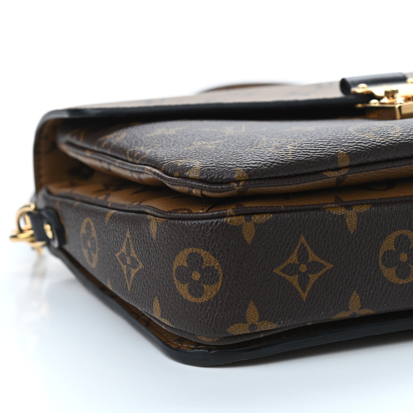 Reverse Monogram Pochette Metis