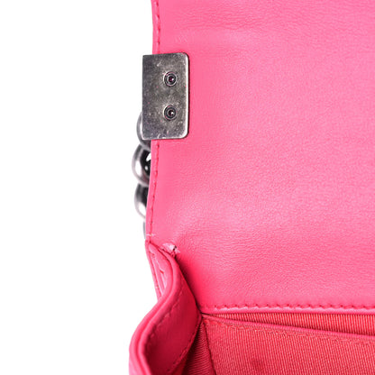 Chanel Patent Calfskin Enamel Quilted Medium Boy Flap Dark Pink 17 of 20