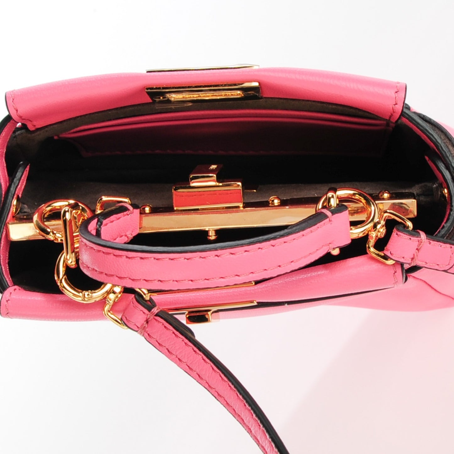 Shiny Nappa Micro Peekaboo Iconic Satchel Rosa Fluo