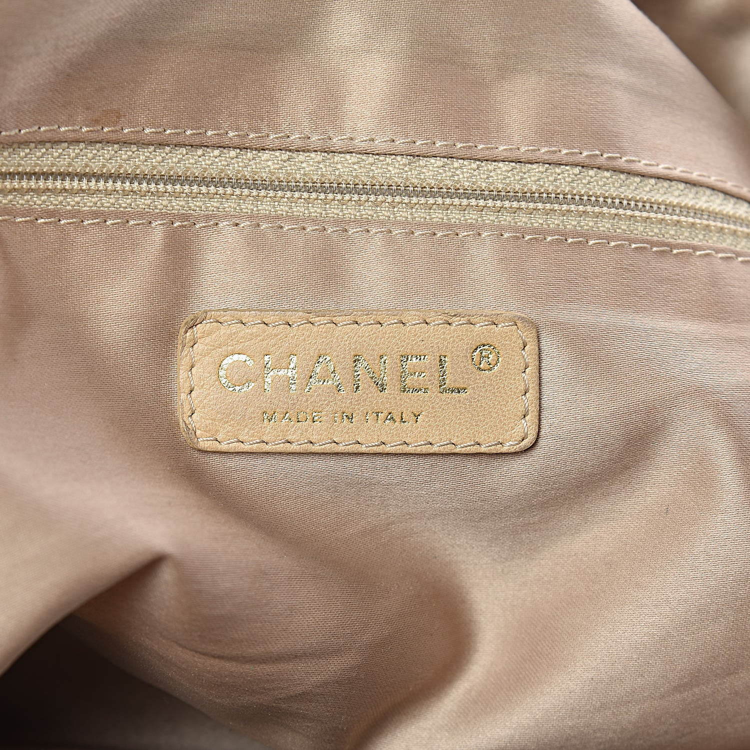 Chanel Vinyl XXL Rock and Chain Bowler Black 6 of 10