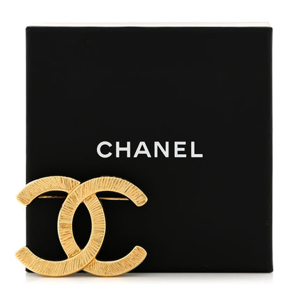 Chanel Metal Textured CC Brooch Light Gold 6 of 6