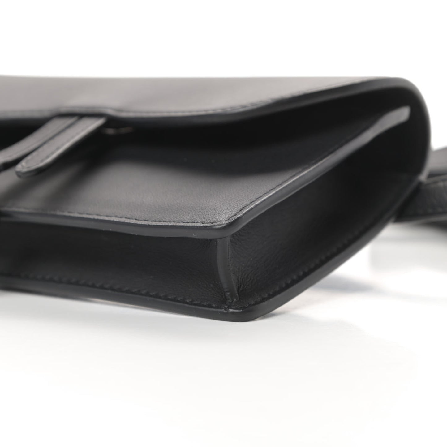 Ultra Matte Calfskin Saddle Belt Clutch Black
