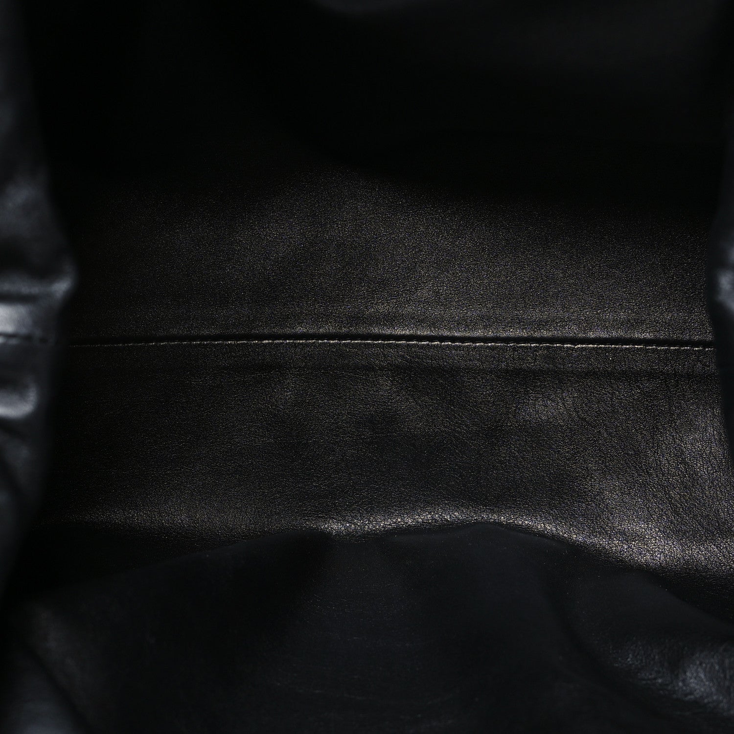 Bottega Veneta Smooth Butter Calf The Pouch Oversized Clutch Black 5 of 8