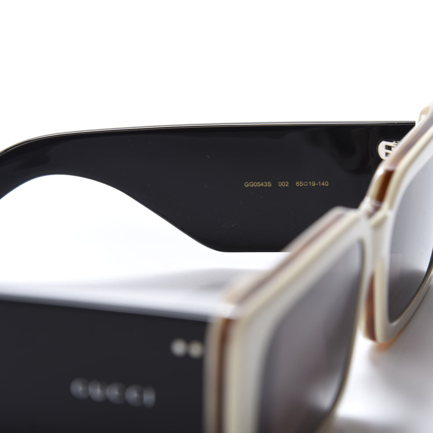 Gucci Acetate Rectangular Flap GG0543S Sunglasses White Black 8 of 9