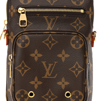 Louis Vuitton Monogram Utility Phone Sleeve 7 of 9