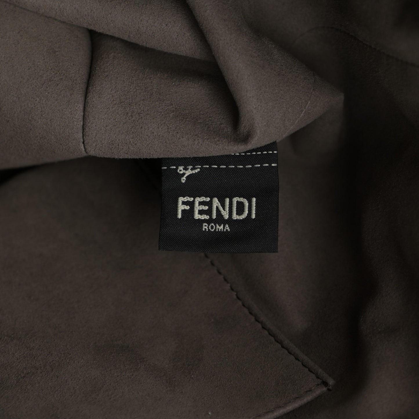 Vitello Grace Matte F is Fendi Grande Mon Tresor Bucket Bag Camelia