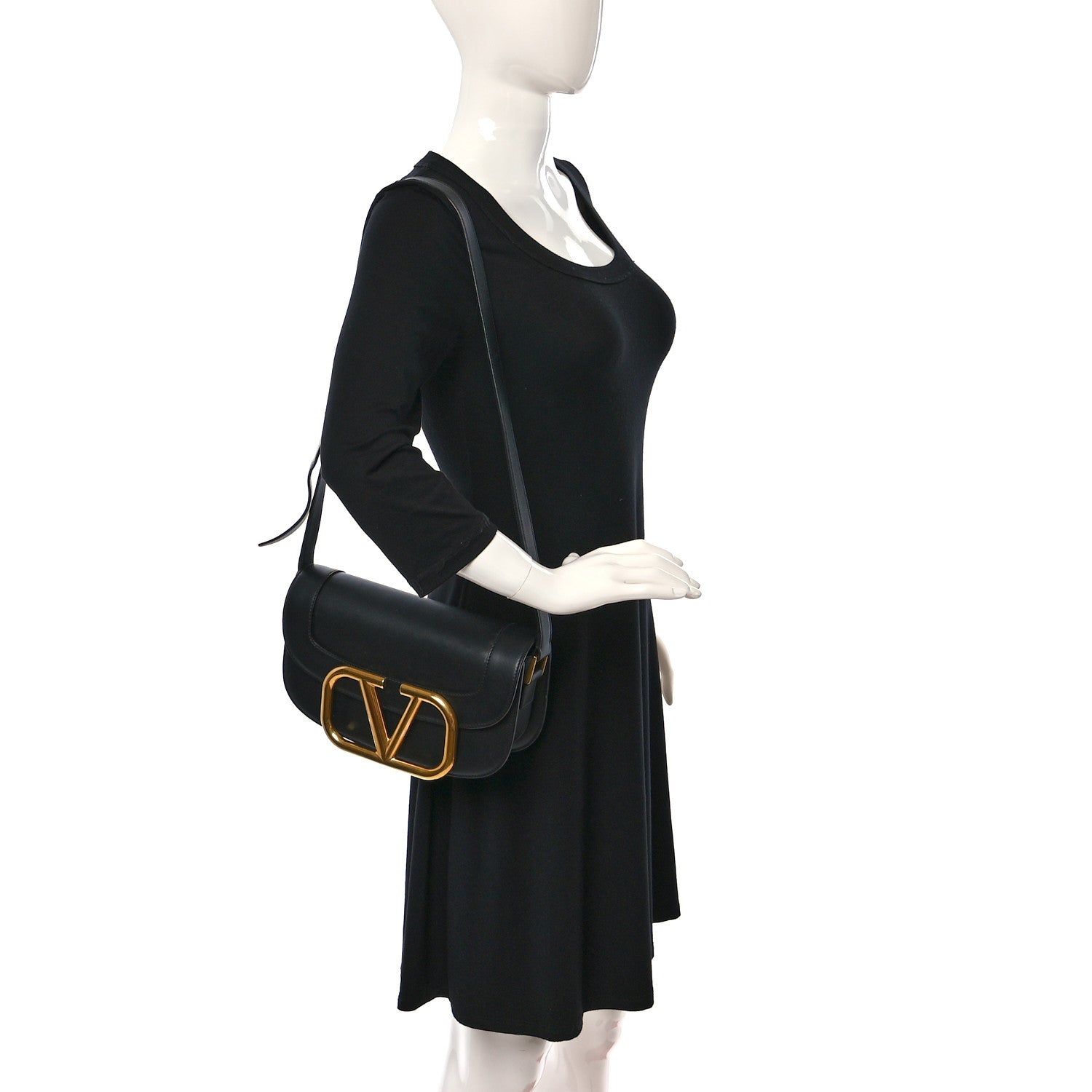 Valentino Garavani Smooth Calfskin Supervee Shoulder Bag Black 2 of 9