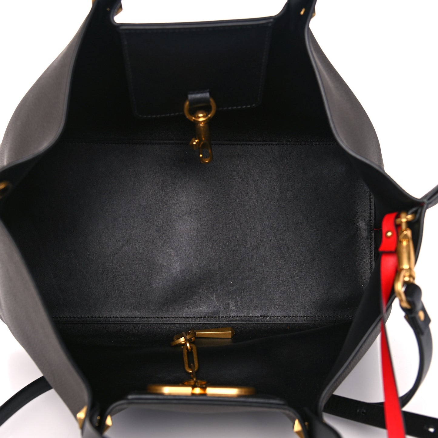 Grainy Calfskin Medium VLogo Escape Shopper Black