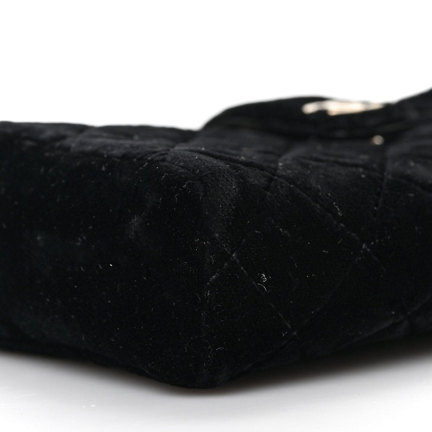Velvet Quilted Small Clutch With Chain Black