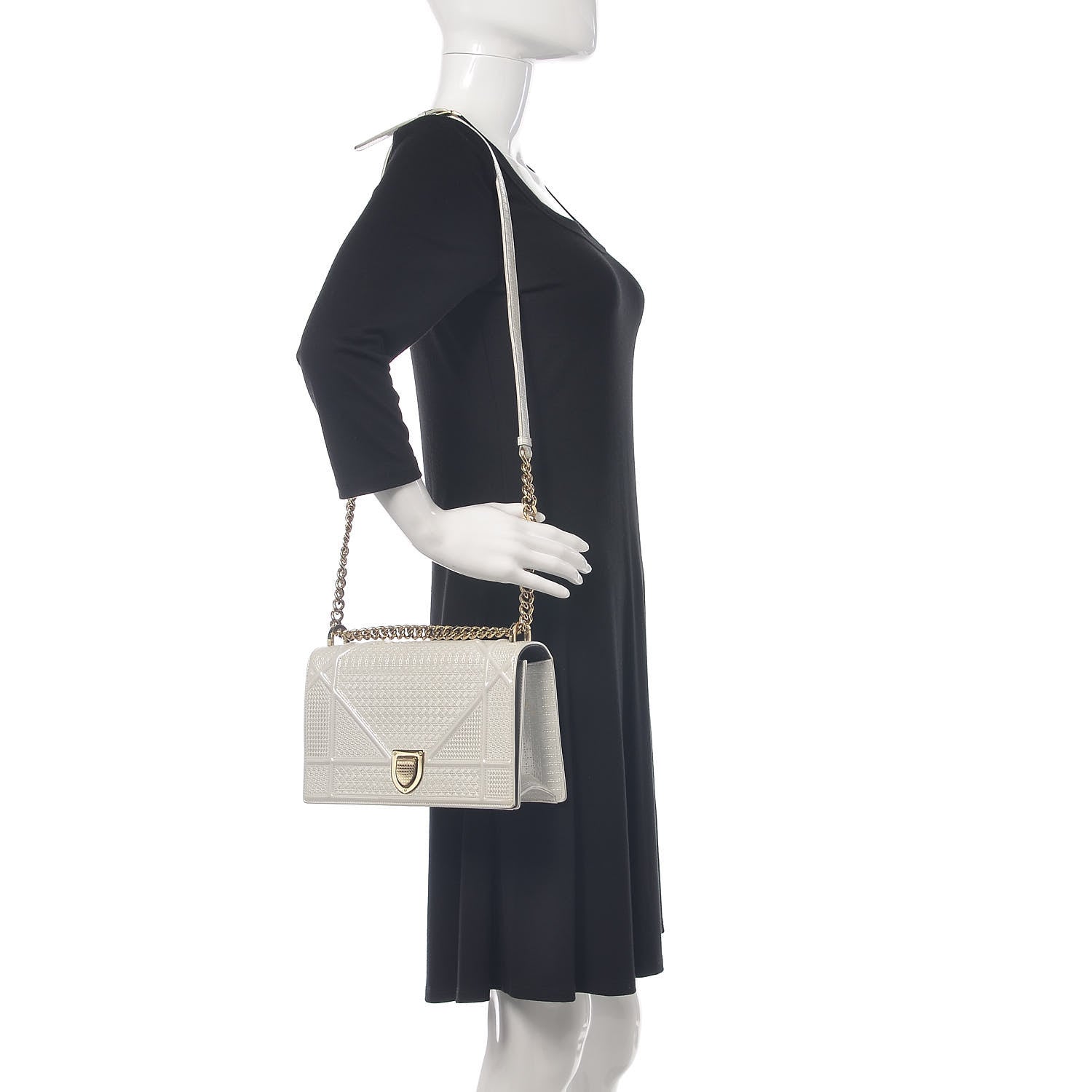 Christian Dior Patent Micro-Cannage Medium Diorama Flap Bag White 2 of 14