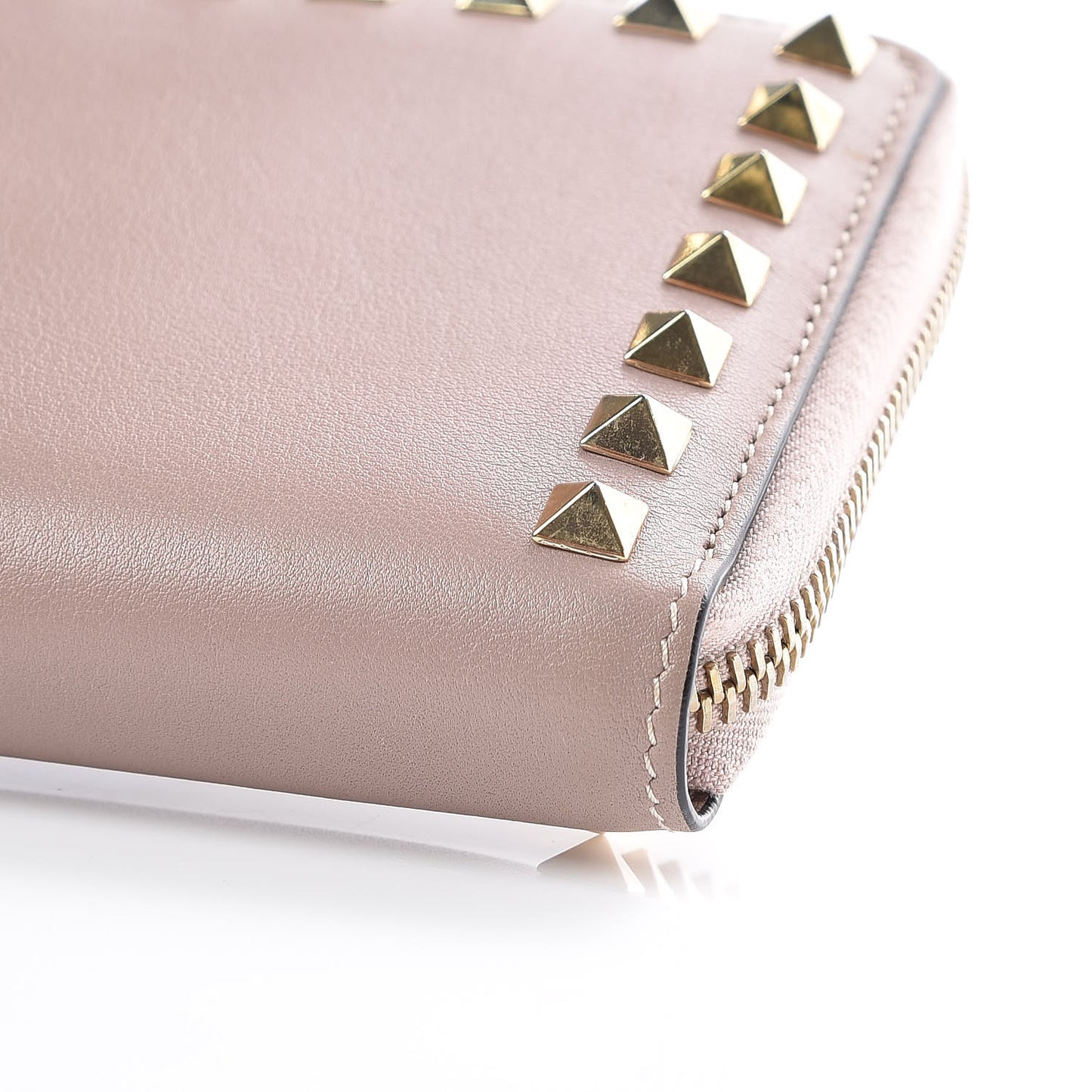 Calfskin Rockstud Zip Around Wallet Poudre