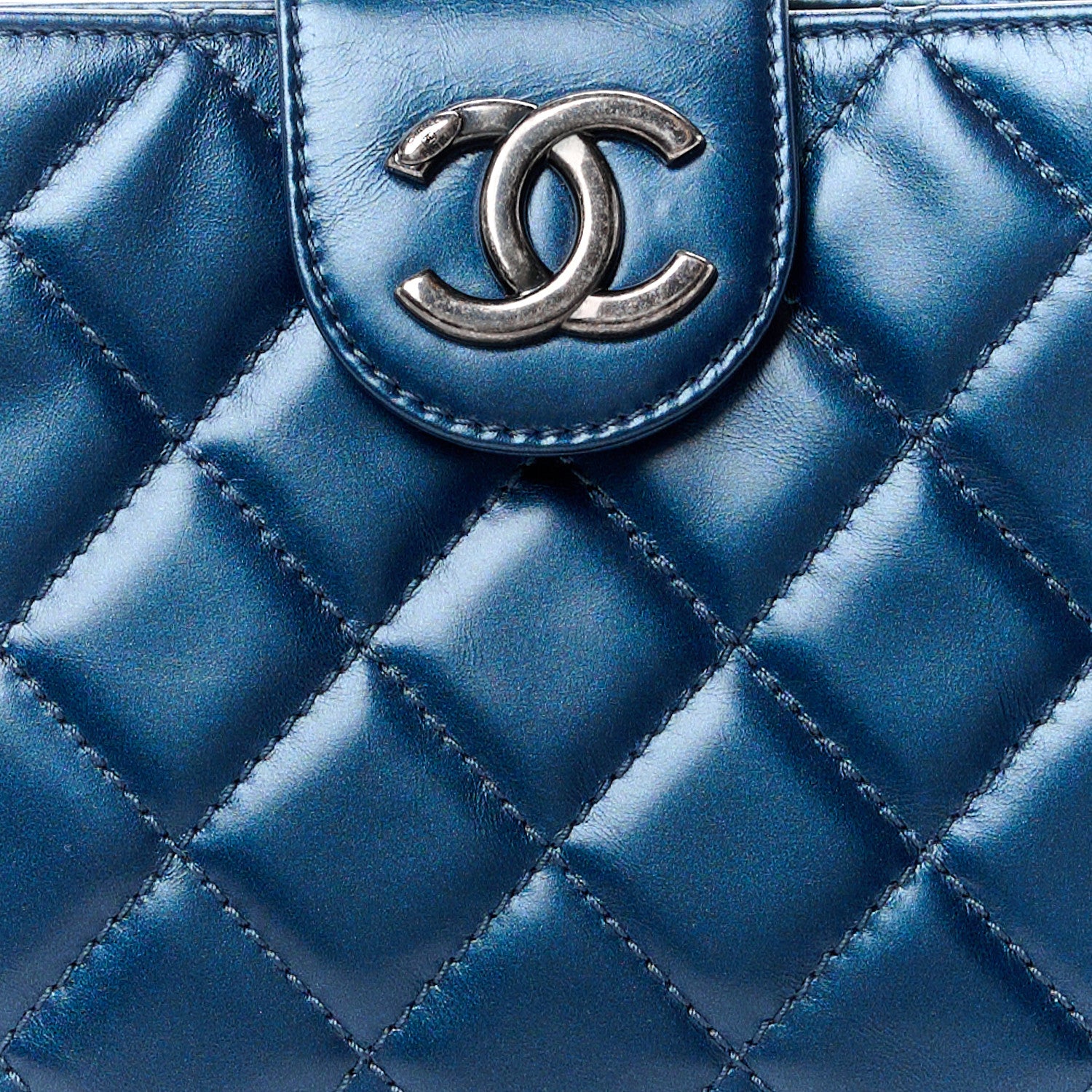 Chanel Glazed Calfskin Quilted Coco Pleats Clutch Navy 9 of 12