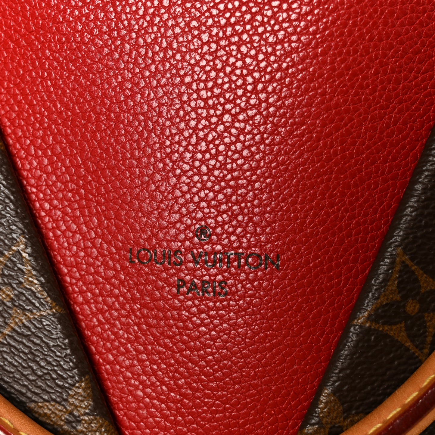 Monogram V Tote BB Cherry
