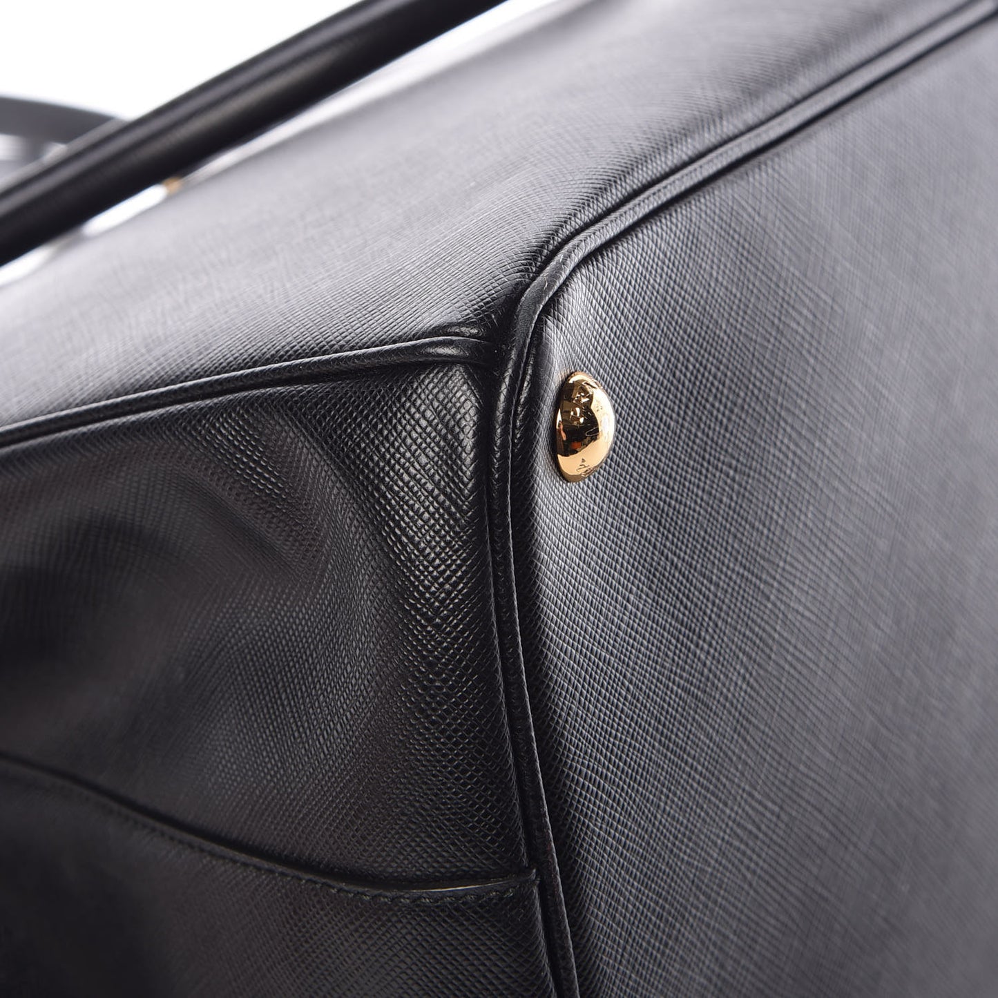Saffiano Medium Galleria Double Zip Tote Black