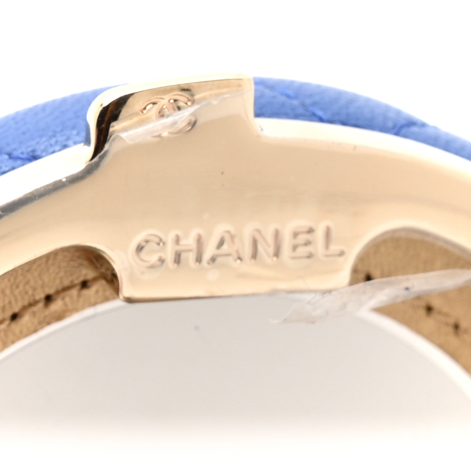 CHANEL エアライン ラウンド クロスボディ 白×青 Chanel Lambskin Enamel Quilted Round Poker Chip Clutch With Chain