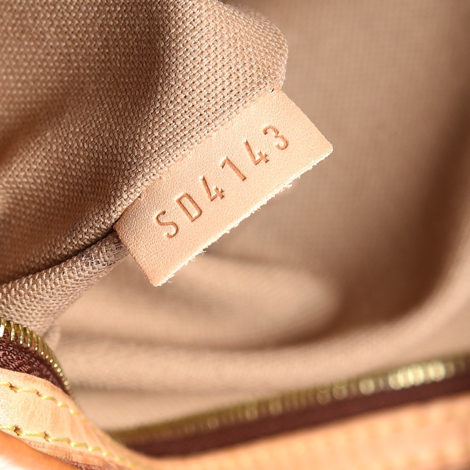 Louis Vuitton Monogram Delightful MM 8 of 8