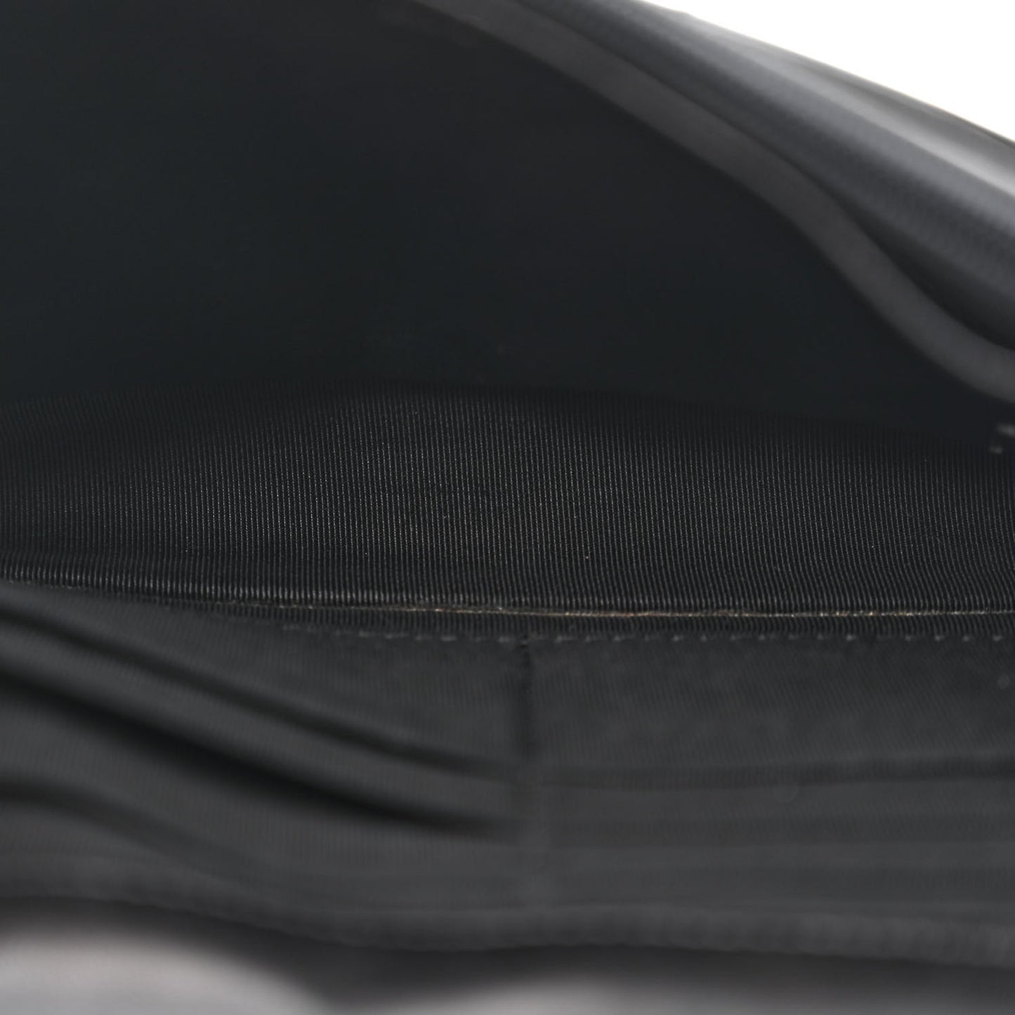 Patent Quilted Wallet On Chain WOC Black