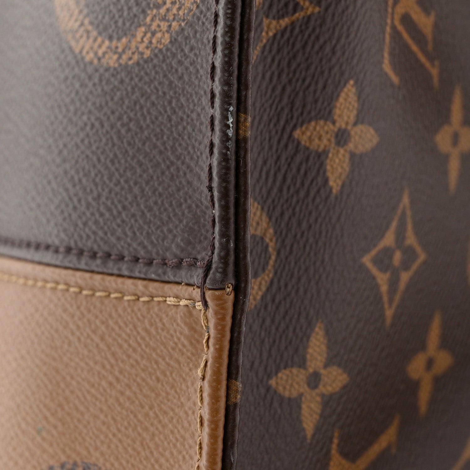 Louis Vuitton Reverse Monogram Giant Onthego MM 11 of 12