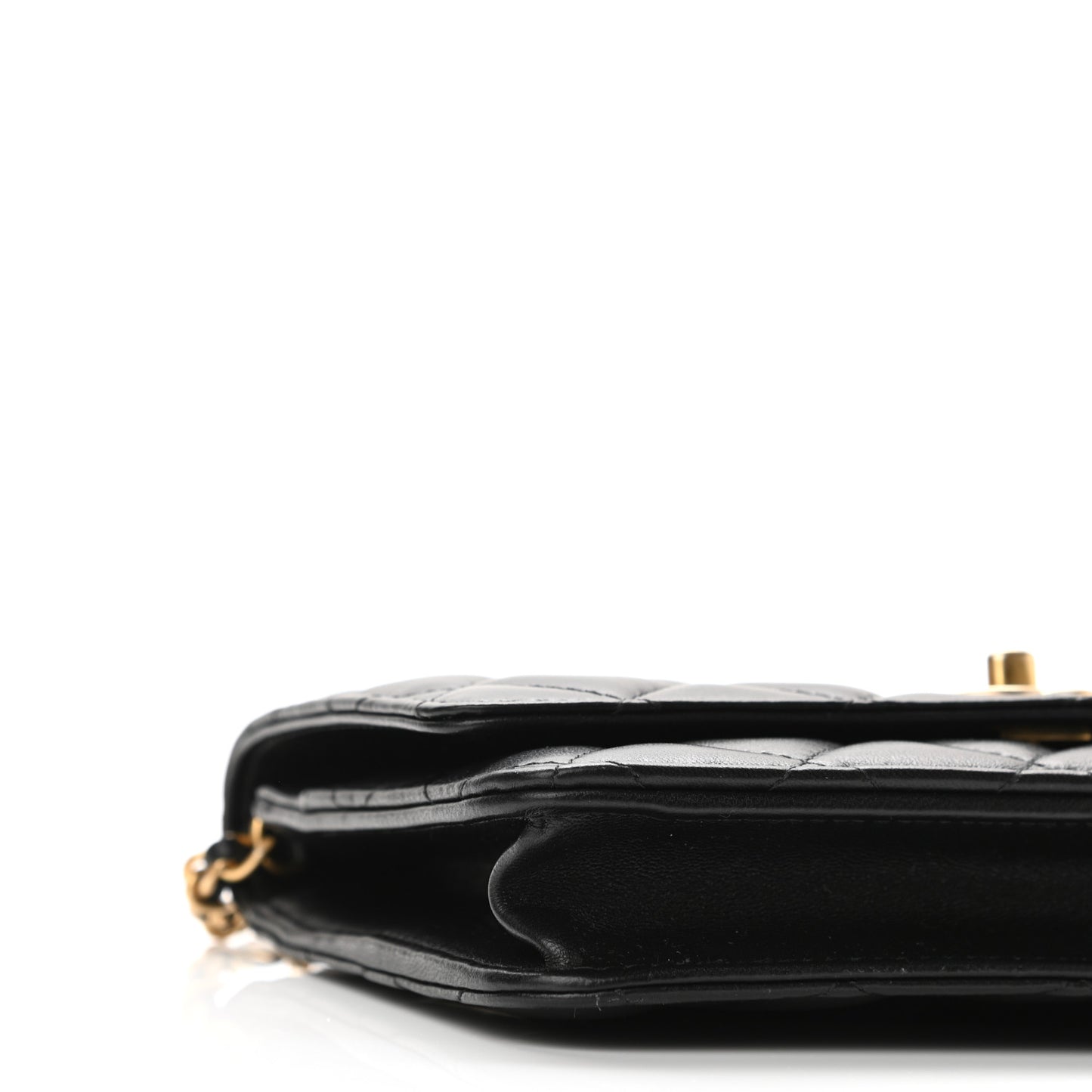 Lambskin Quilted CC Pearl Crush Wallet on Chain WOC Black