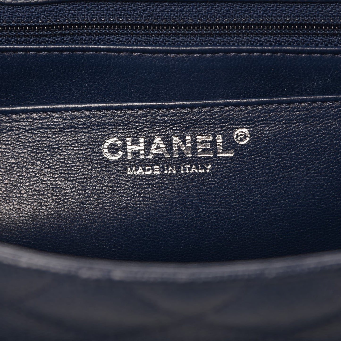 Caviar Quilted Jumbo Single Flap Navy