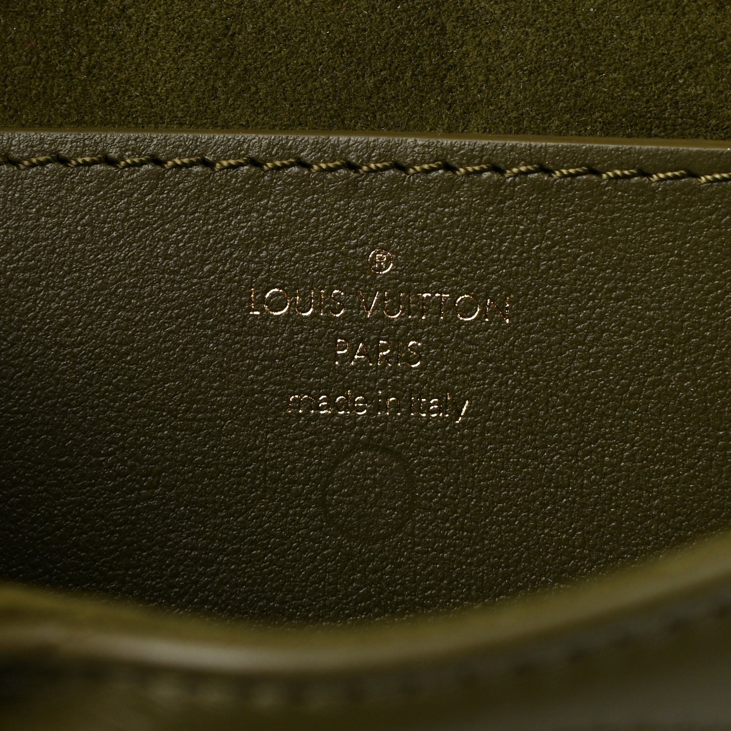 Calfskin New Wave Multi Pochette Kaki