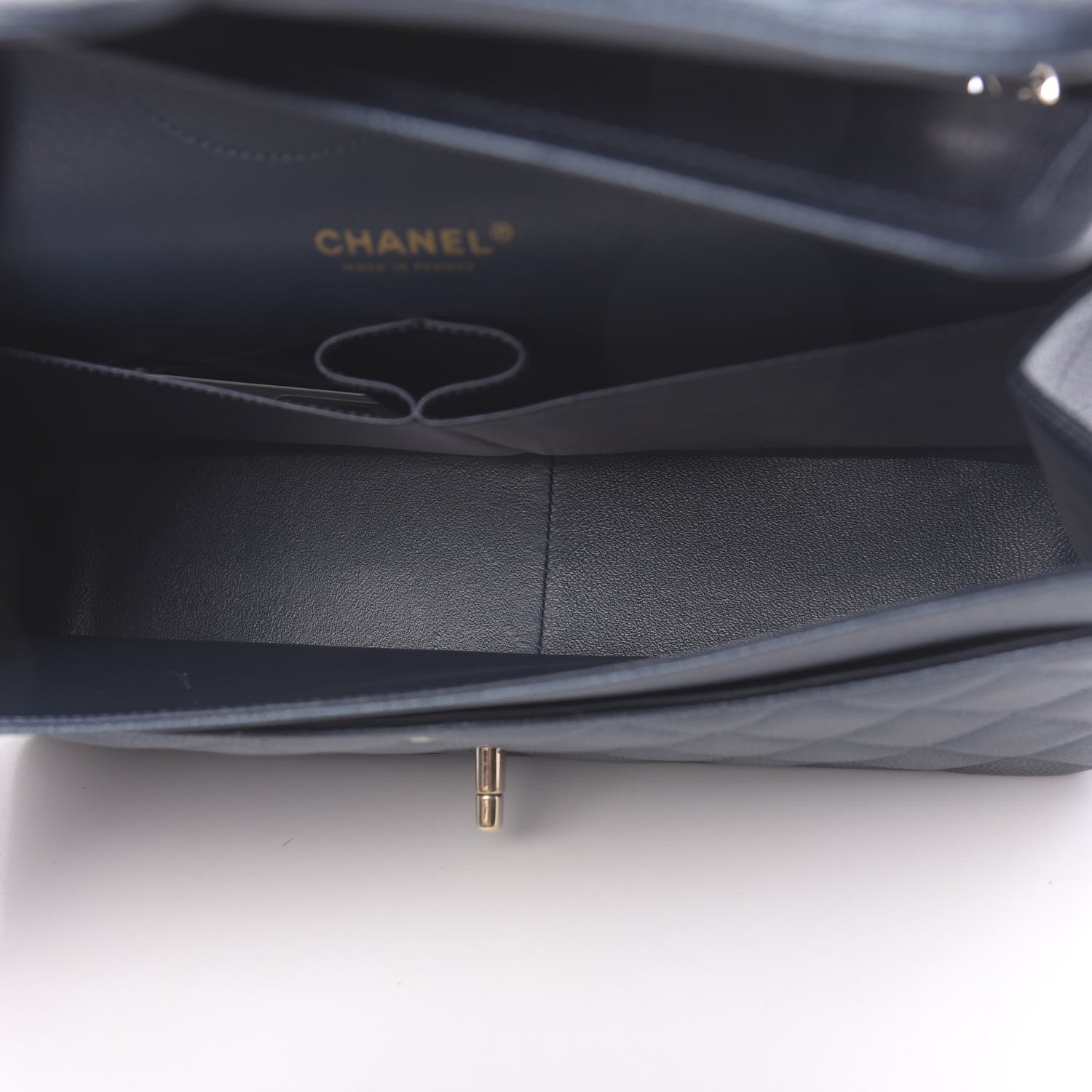 Chanel Iridescent Caviar Quilted Jumbo Double Flap Dark Blue 5 of 12