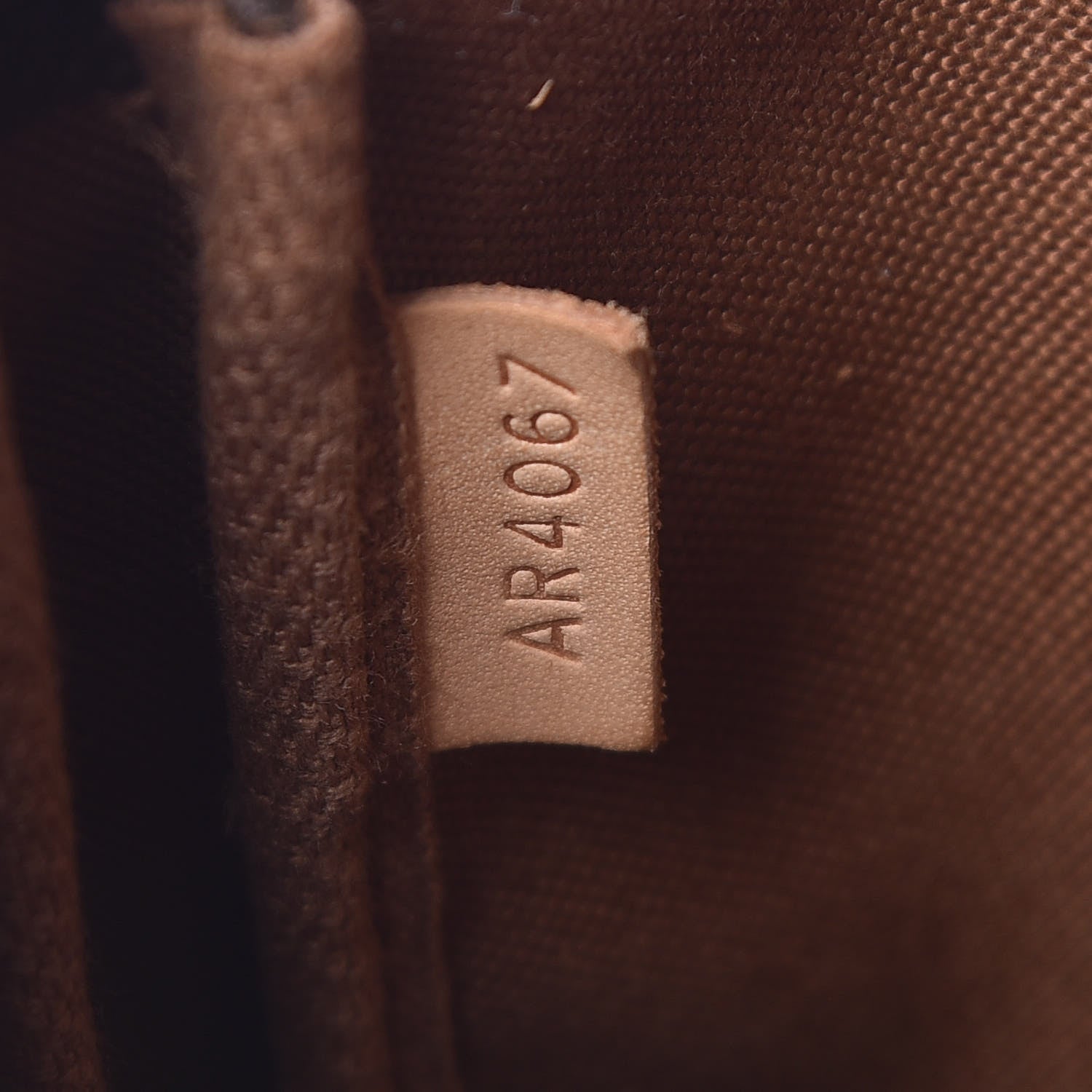 Louis Vuitton Monogram Pochette Accessories 8 of 12