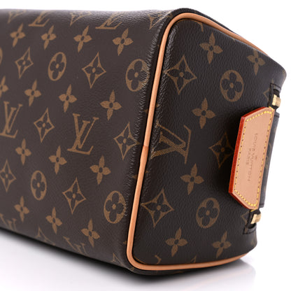 Louis Vuitton Monogram Dopp Kit Toilet Pouch 8 of 9