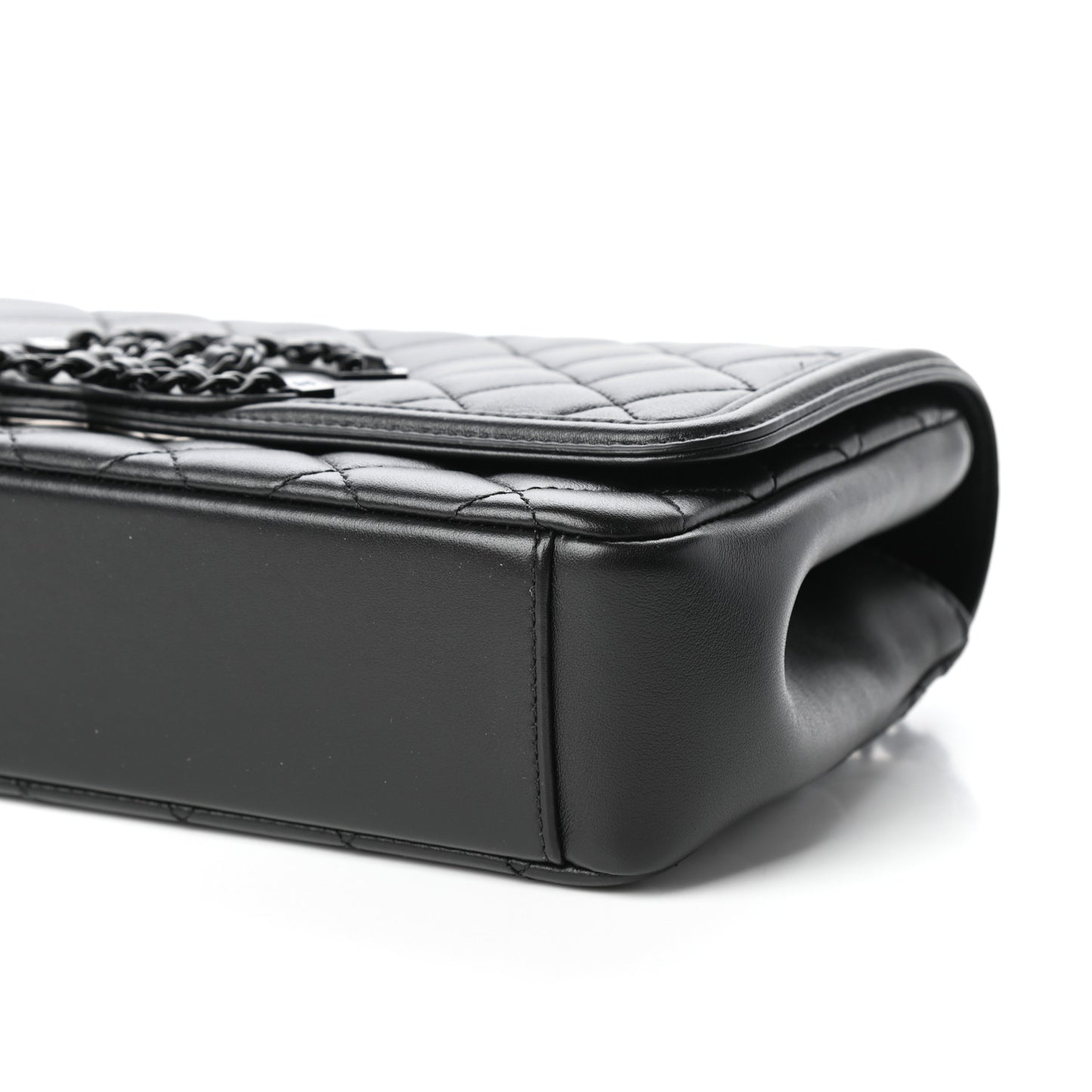 Calfskin Quilted Medium CC Filigree Flap Black