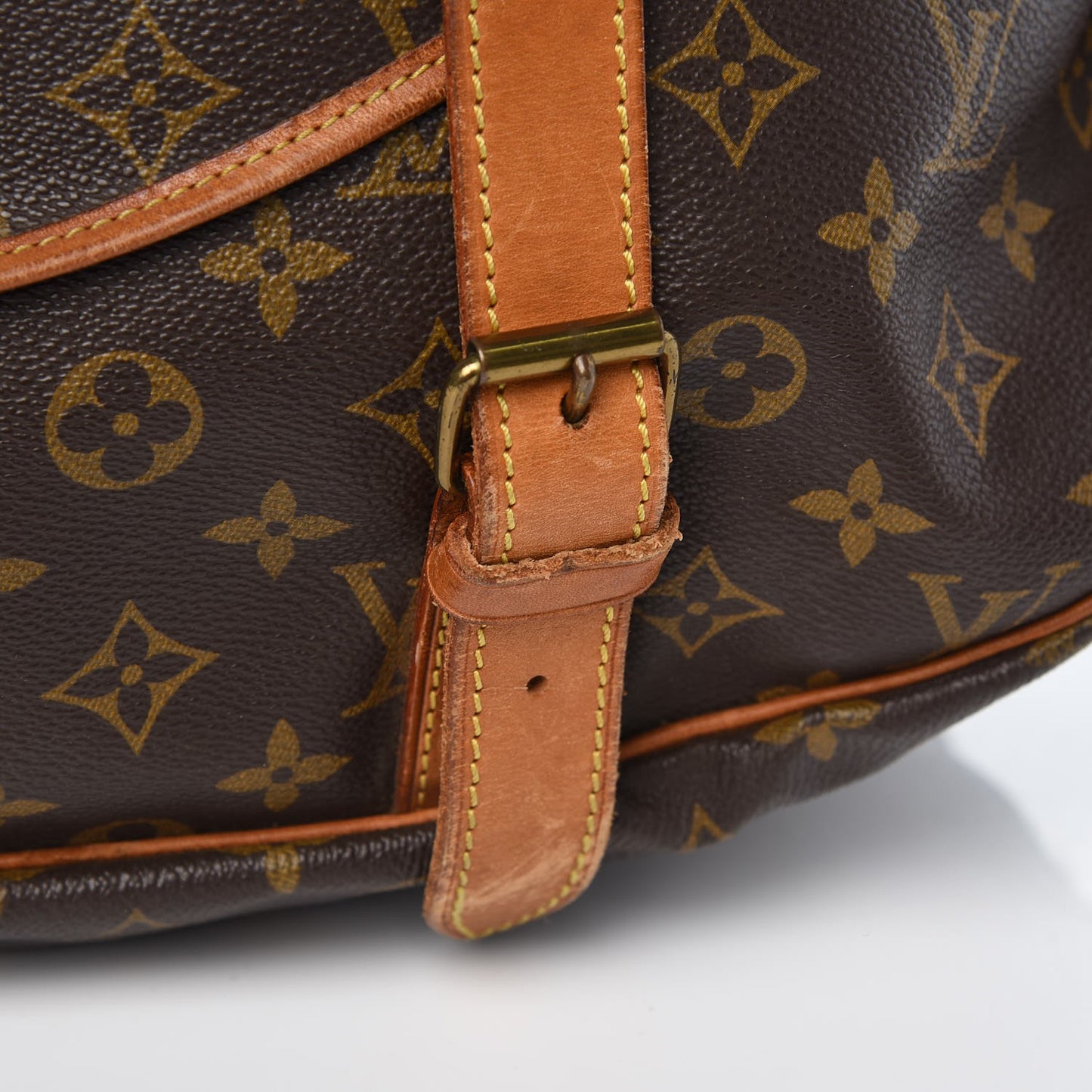 Monogram Saumur 43