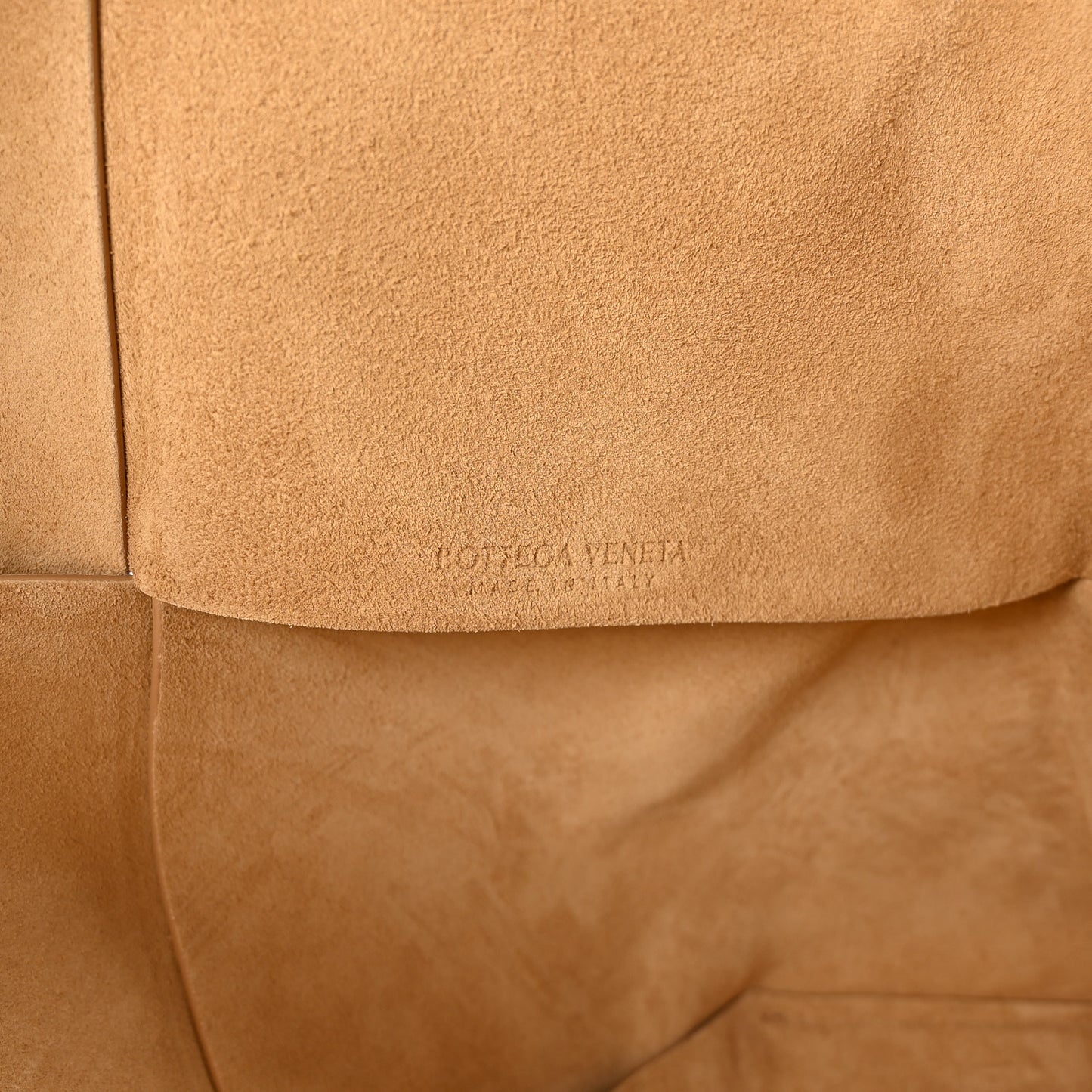 Suede Maxi Intrecciato Tote Cane Sugar Tapioca