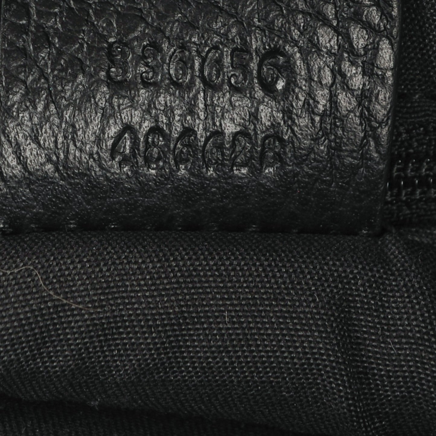 Pebbled Calfskin Medium Bamboo Bar Tote Black