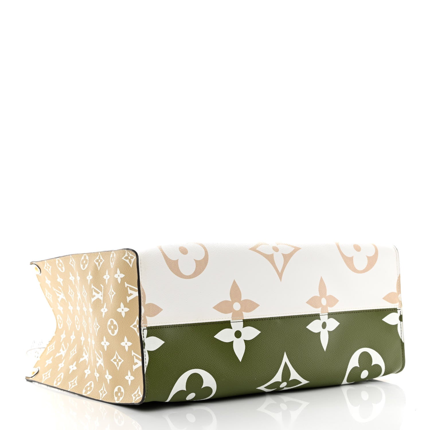 Louis Vuitton Monogram Giant Onthego GM Kaki Beige 4 of 14