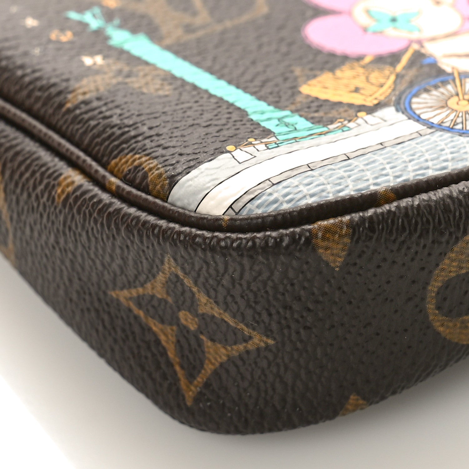 Louis Vuitton Monogram 2022 Christmas Animation Paris Mini Pochette Accessories Pink 14 of 17