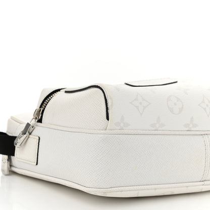 Louis Vuitton Taiga Monogram Outdoor Messenger White 8 of 11