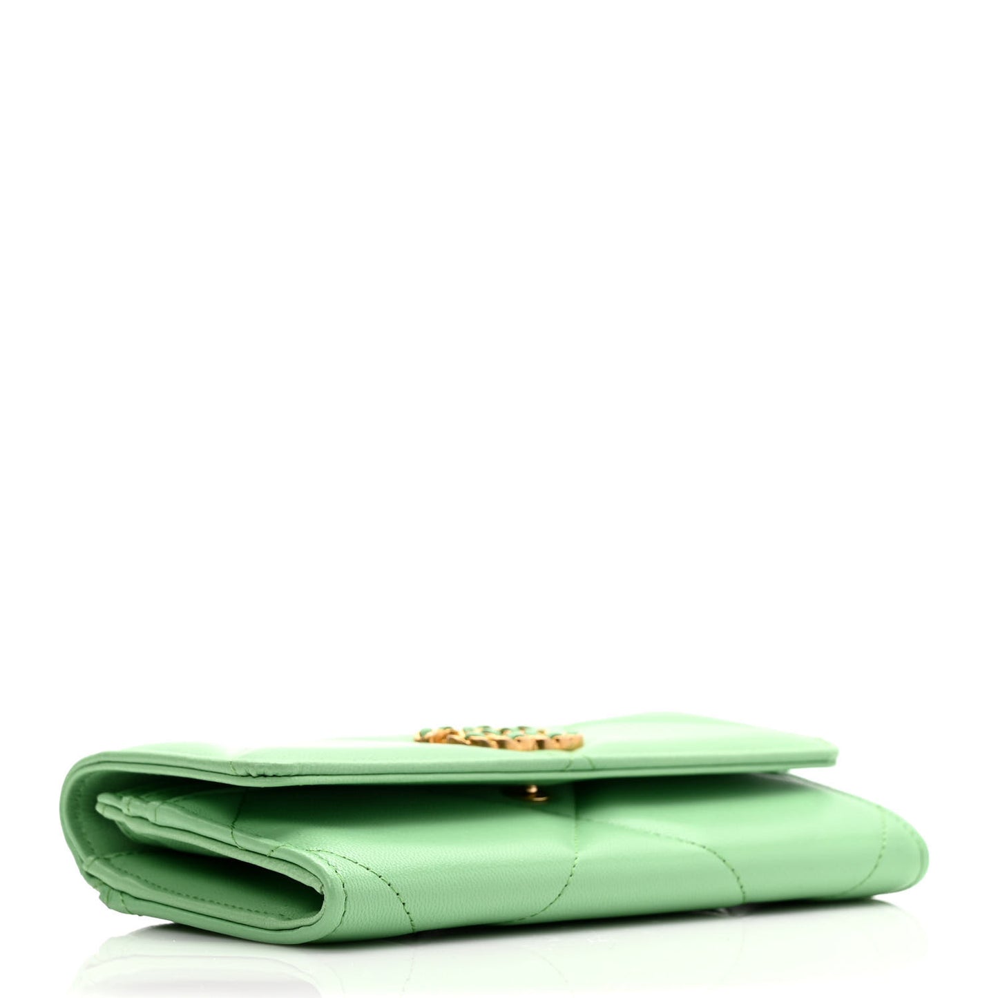 Lambskin Quilted Chanel 19 Flap Wallet Green
