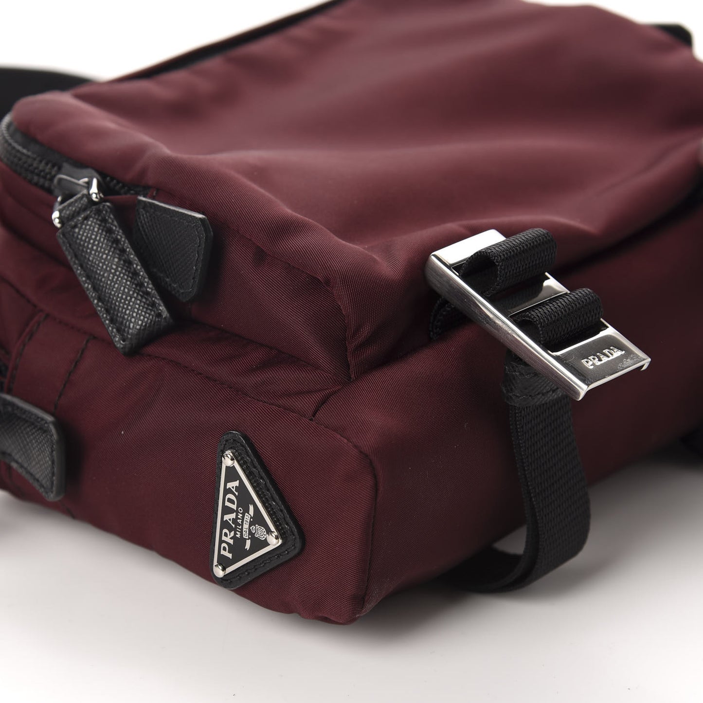 Tessuto Nylon Saffiano Crossbody Granato