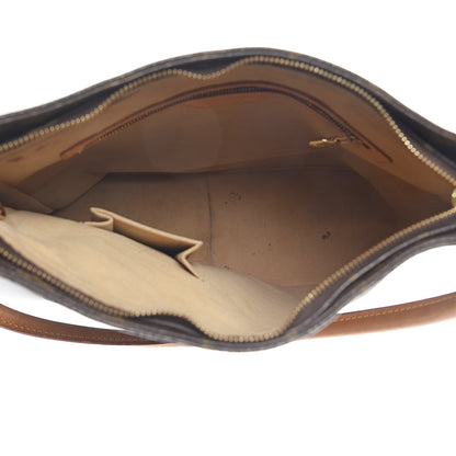 Louis Vuitton Monogram Looping GM 4 of 11