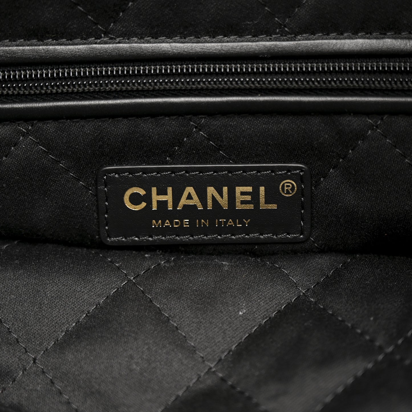 Shiny Calfskin Quilted Small Chanel 22 Black