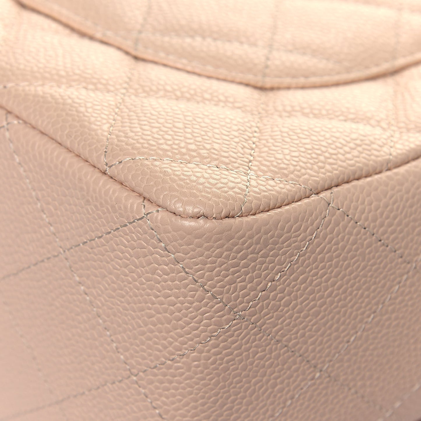 Caviar Quilted Jumbo Single Flap Beige Clair